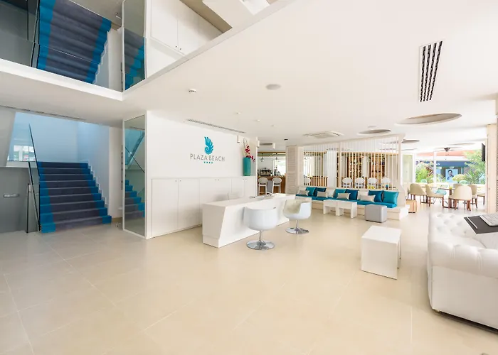 Plaza Santa Ponsa Boutique - Adults Only.